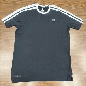 Under Armour Black Men's Shirt Size Medium